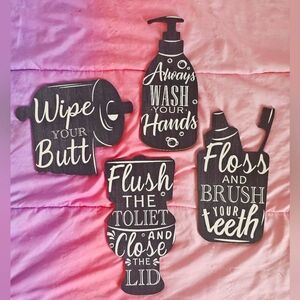 Bathroom Wall Decor Set Of 4 - Black and White